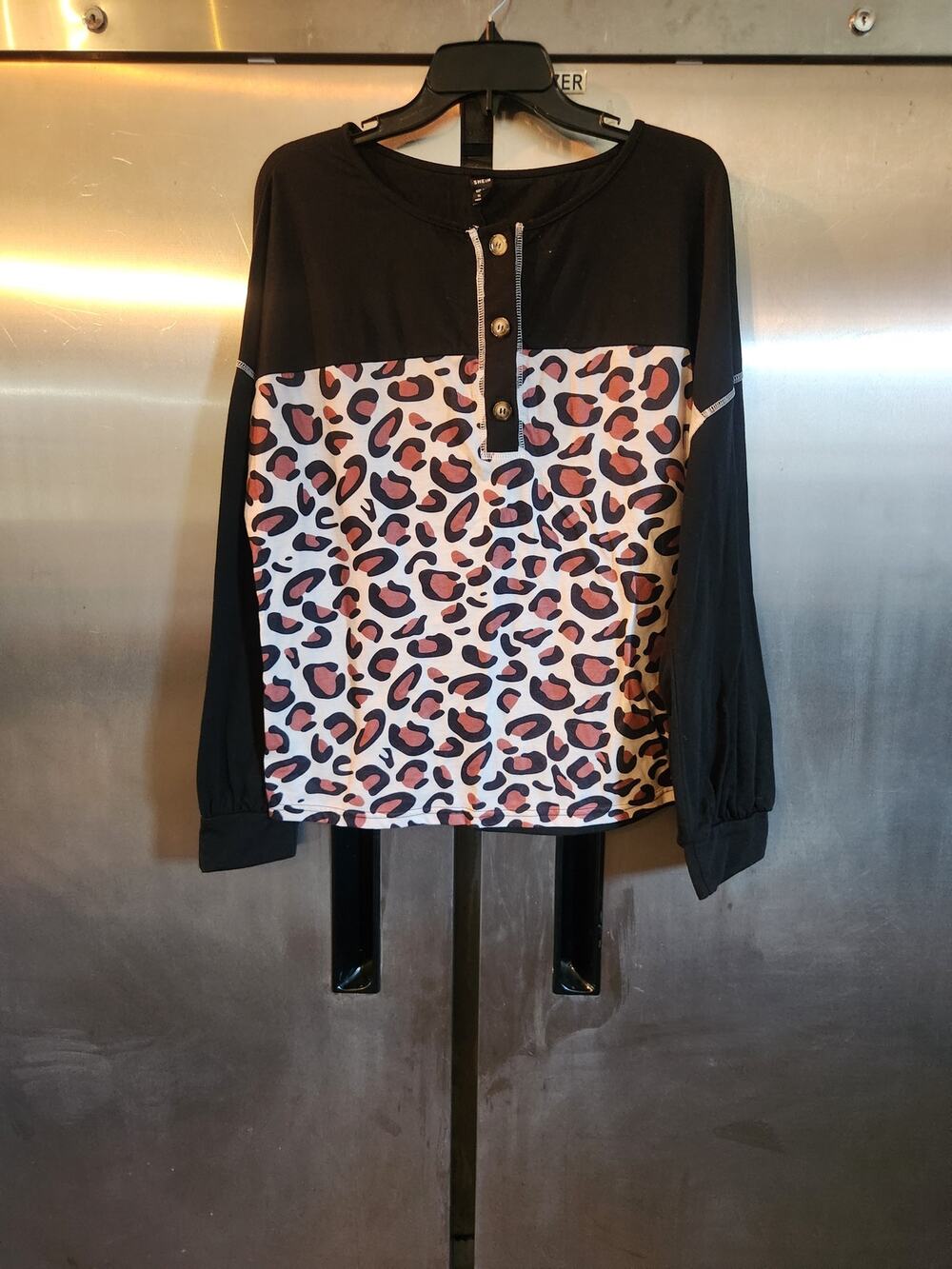 SHEIN Women's Black Leopard Print Long Sleeve Top Size XL Button Placket